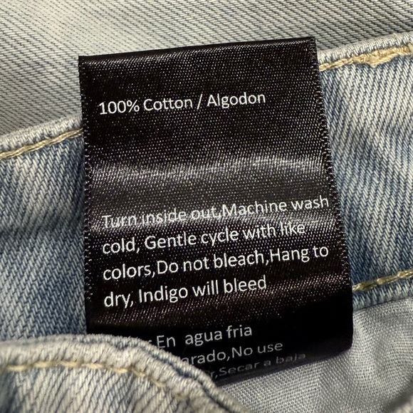 NWT Risen button down raw hem‎ denim mini skirt light wash size small - Picture 7 of 7